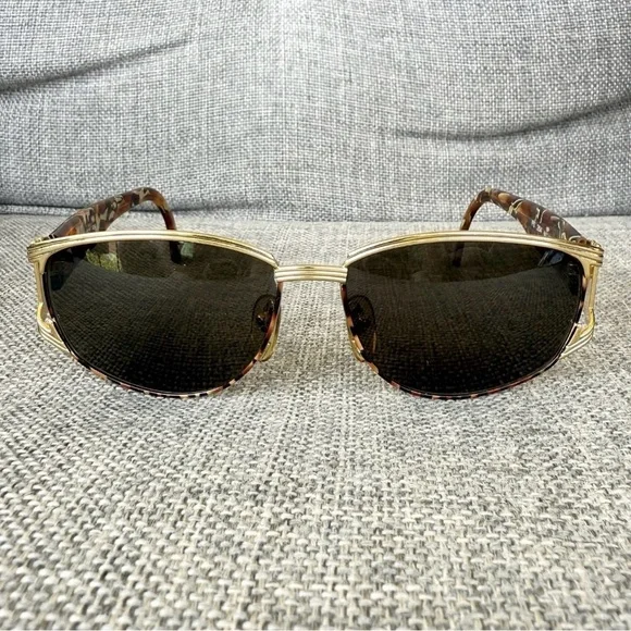 FENDI Sunglasses Vintage 80 display picture 1